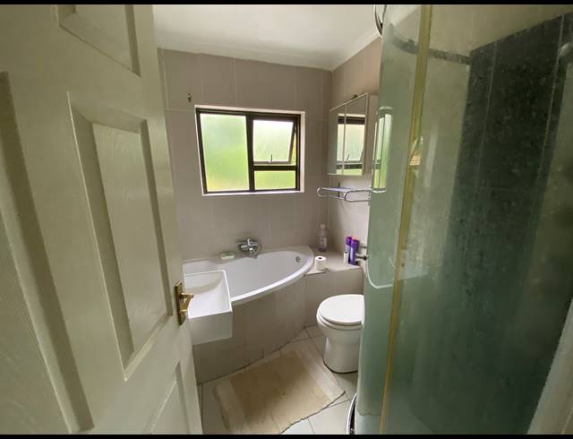 4 BEDROOM FREEHOLD FOR SALE IN GLEN ERASMIA